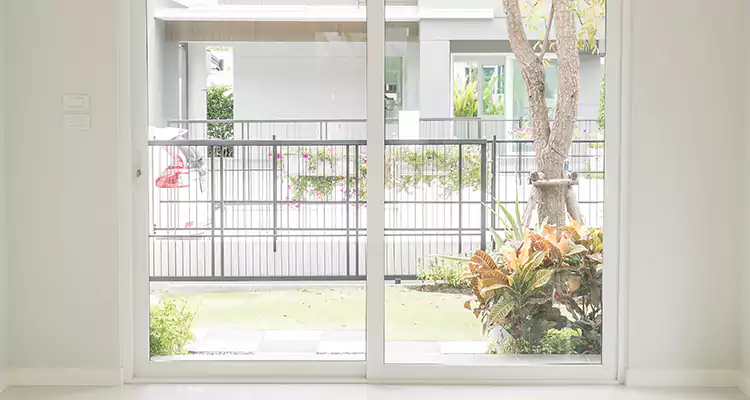Balcony Screen Door Repair in Cocoa, FL