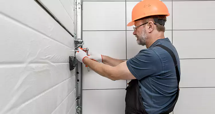Emergency Garage Door Repair in Cocoa, FL