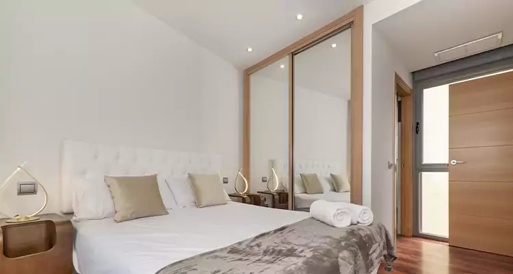 Sliding Wardrobe Door Mirror Replacement in Cocoa, FL